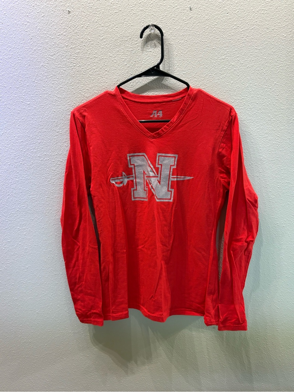 A4 Nicholls State University Red Long Sleeve V-Neck Graphic Tee Size S